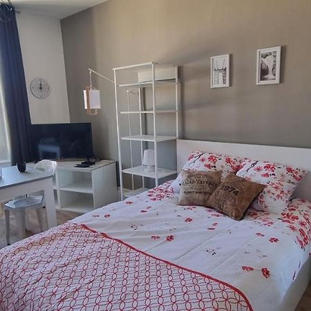 Vittel Studio Neuf En Centre-Ville Ideal Curiste Kültér fotó