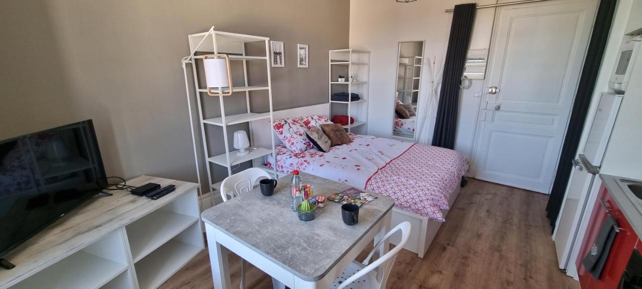 Vittel Studio Neuf En Centre-Ville Ideal Curiste Kültér fotó